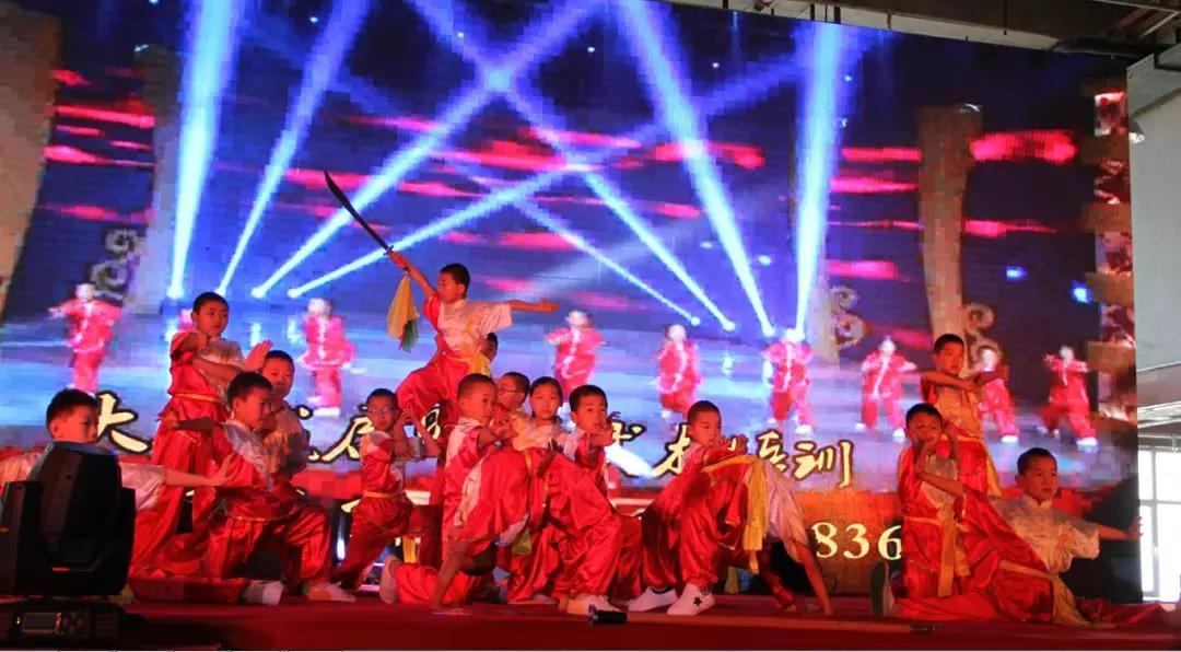 嫩叶草满18点此进