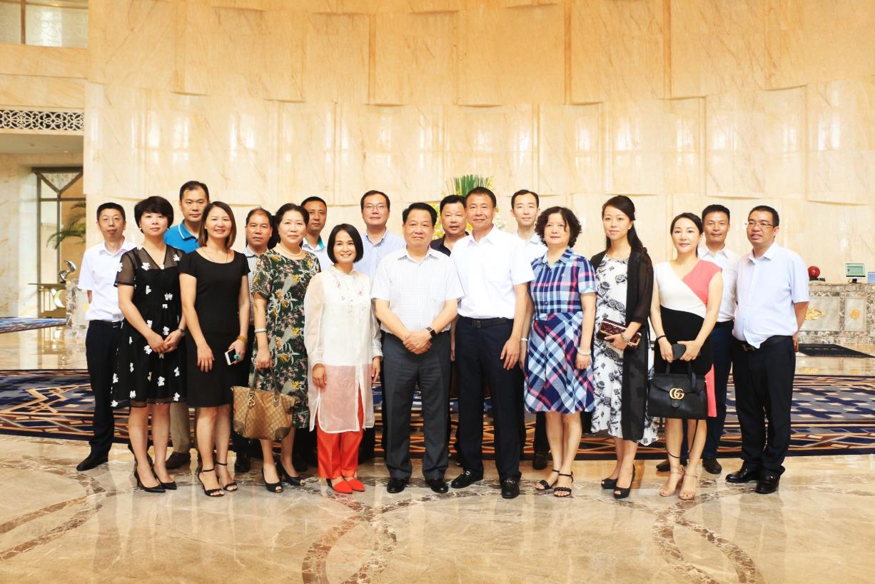 嫩叶草满18点此进