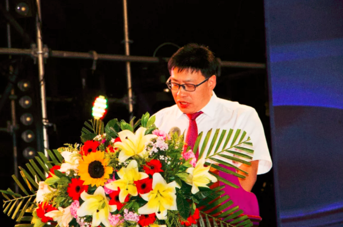 嫩叶草满18点此进