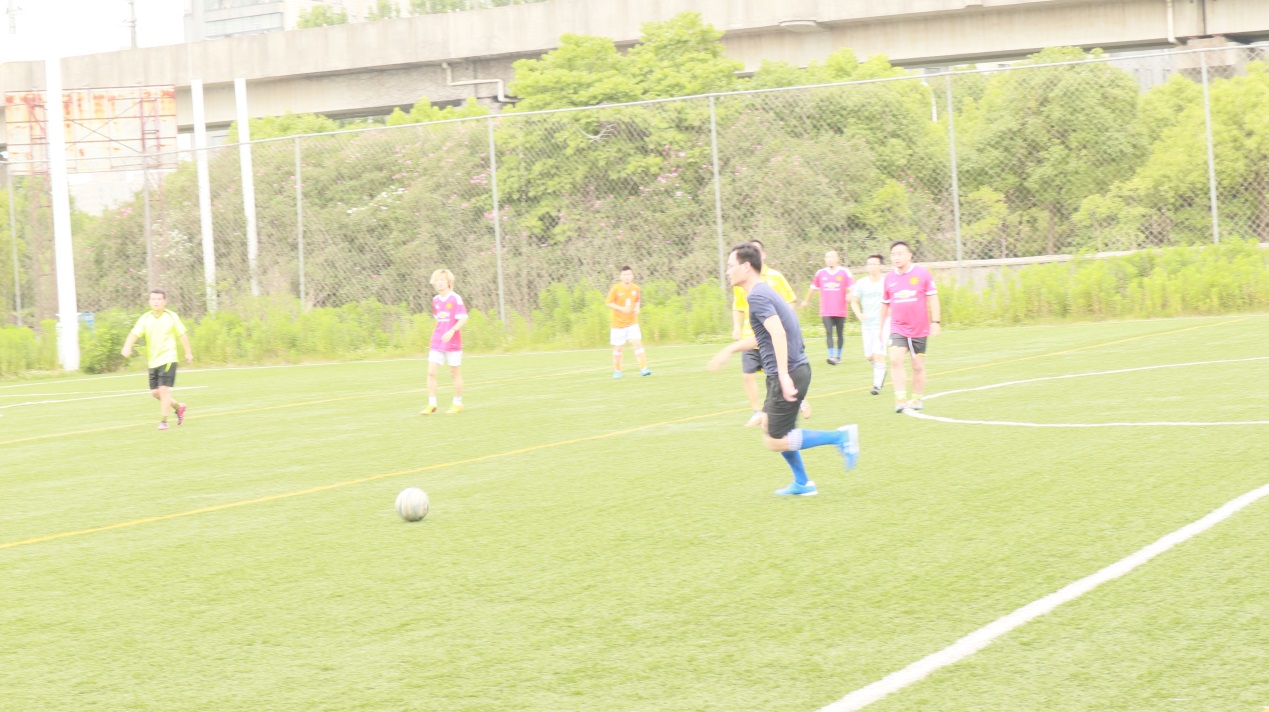 嫩叶草满18点此进