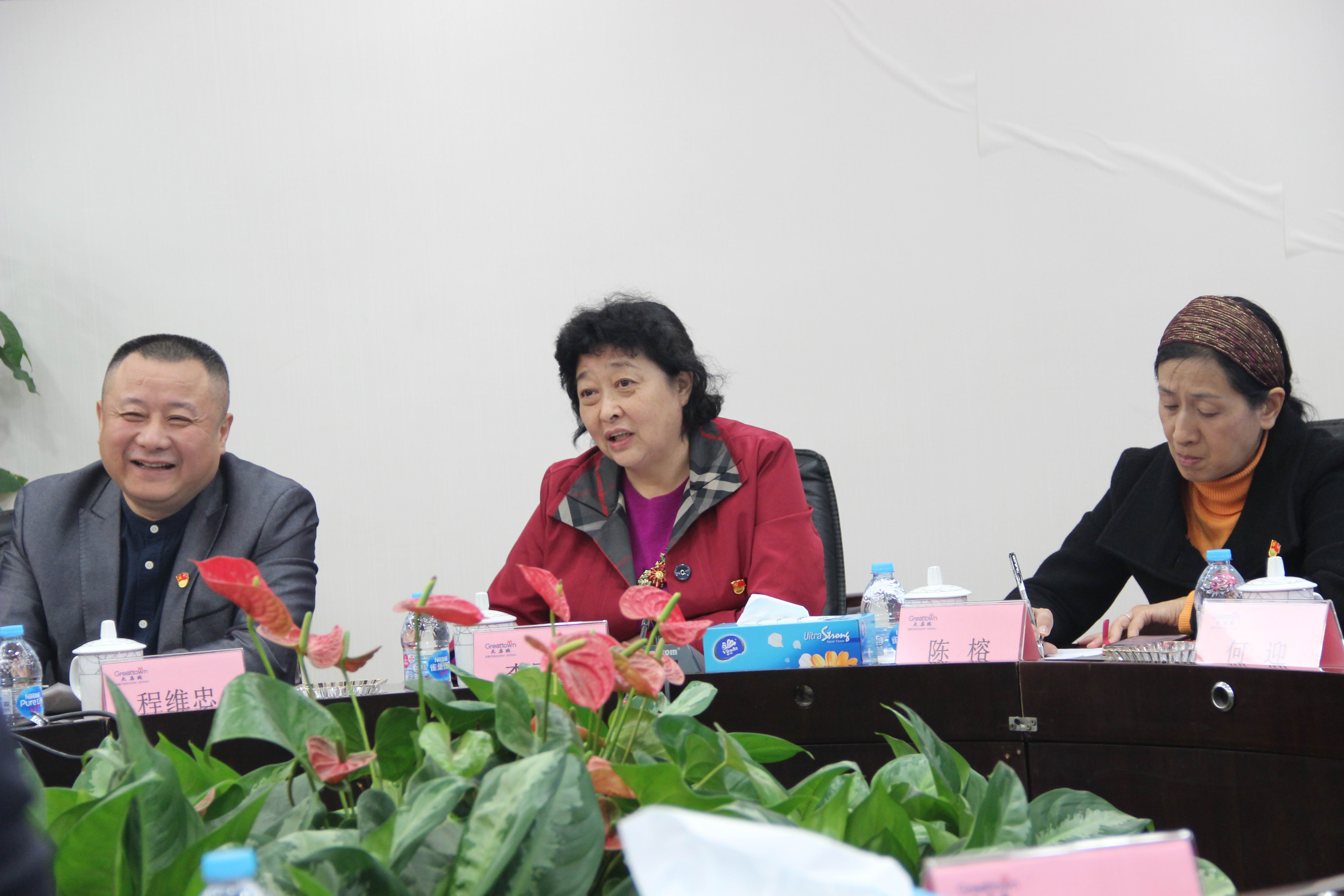 嫩叶草满18点此进