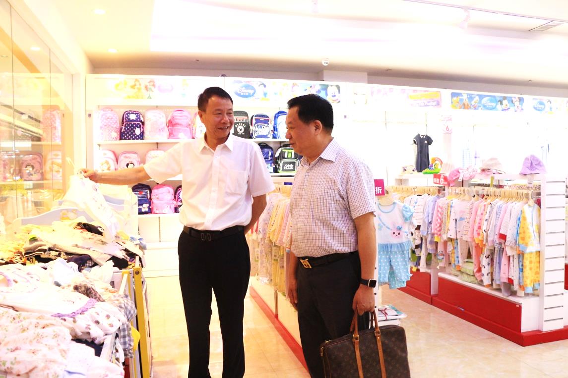 嫩叶草满18点此进