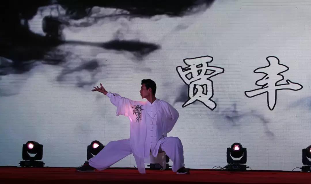 嫩叶草满18点此进