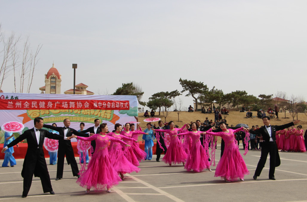 嫩叶草满18点此进