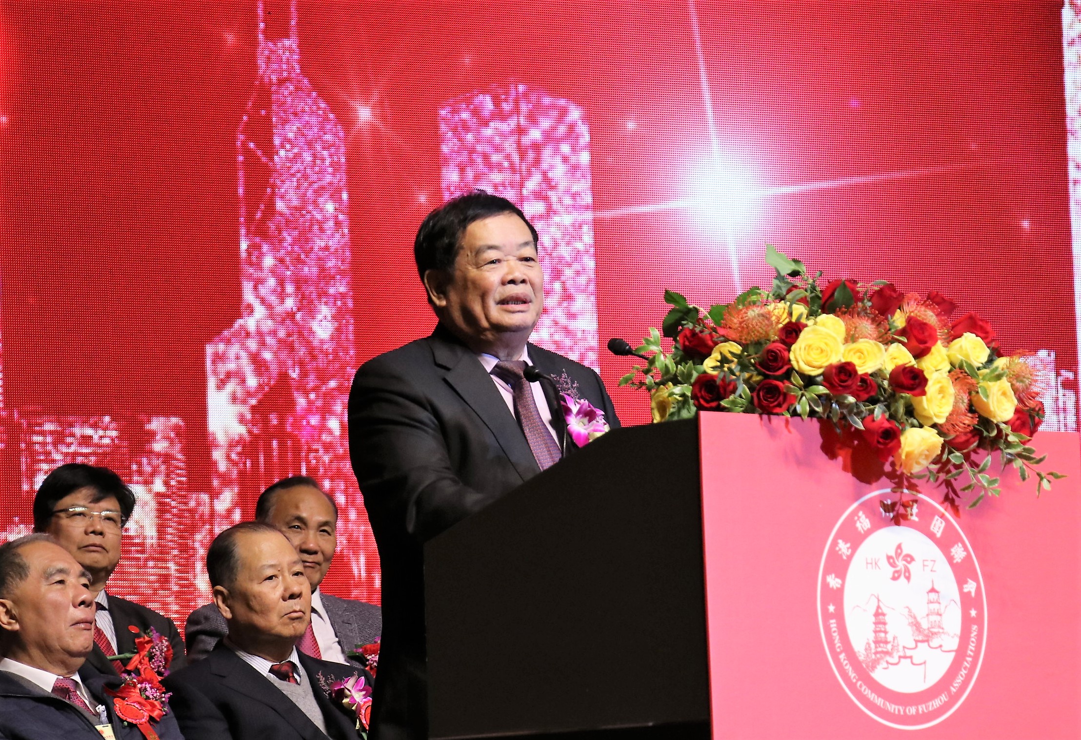 嫩叶草满18点此进