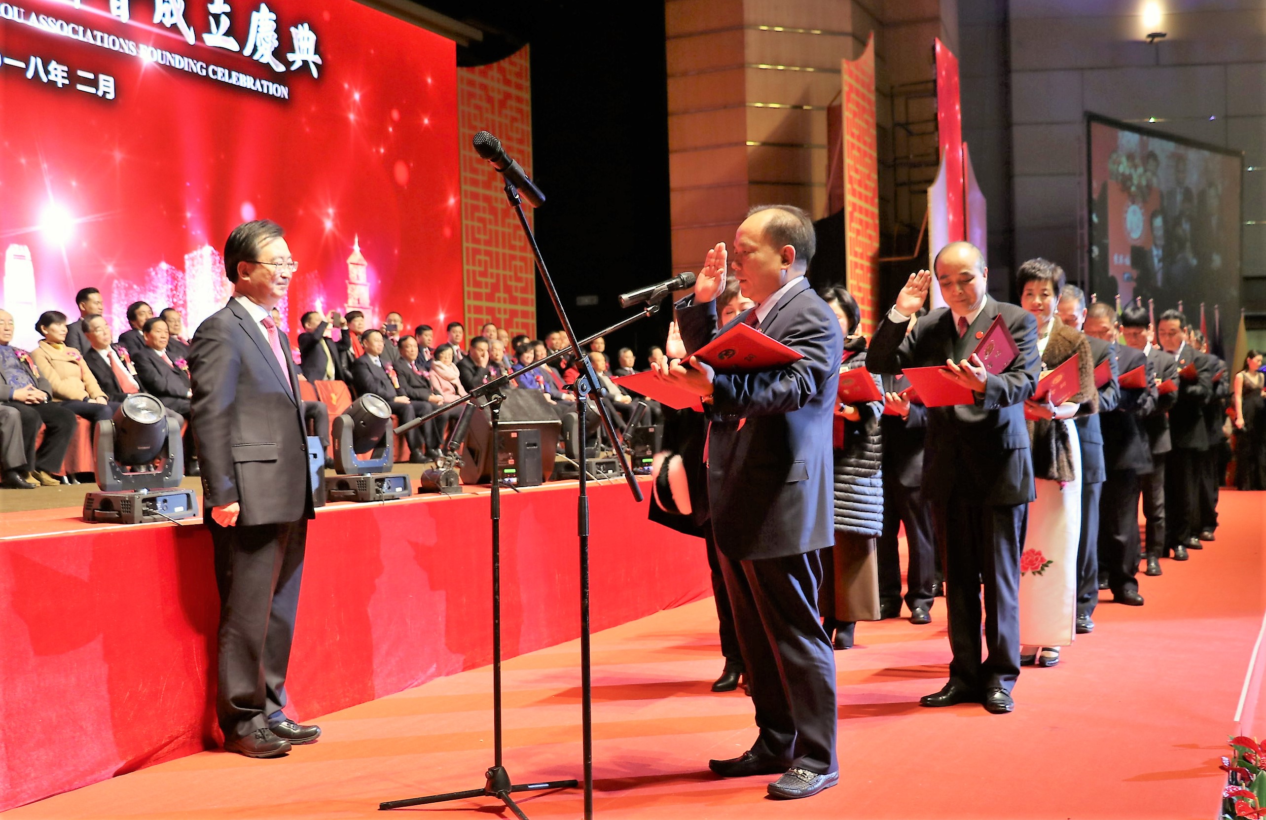 嫩叶草满18点此进