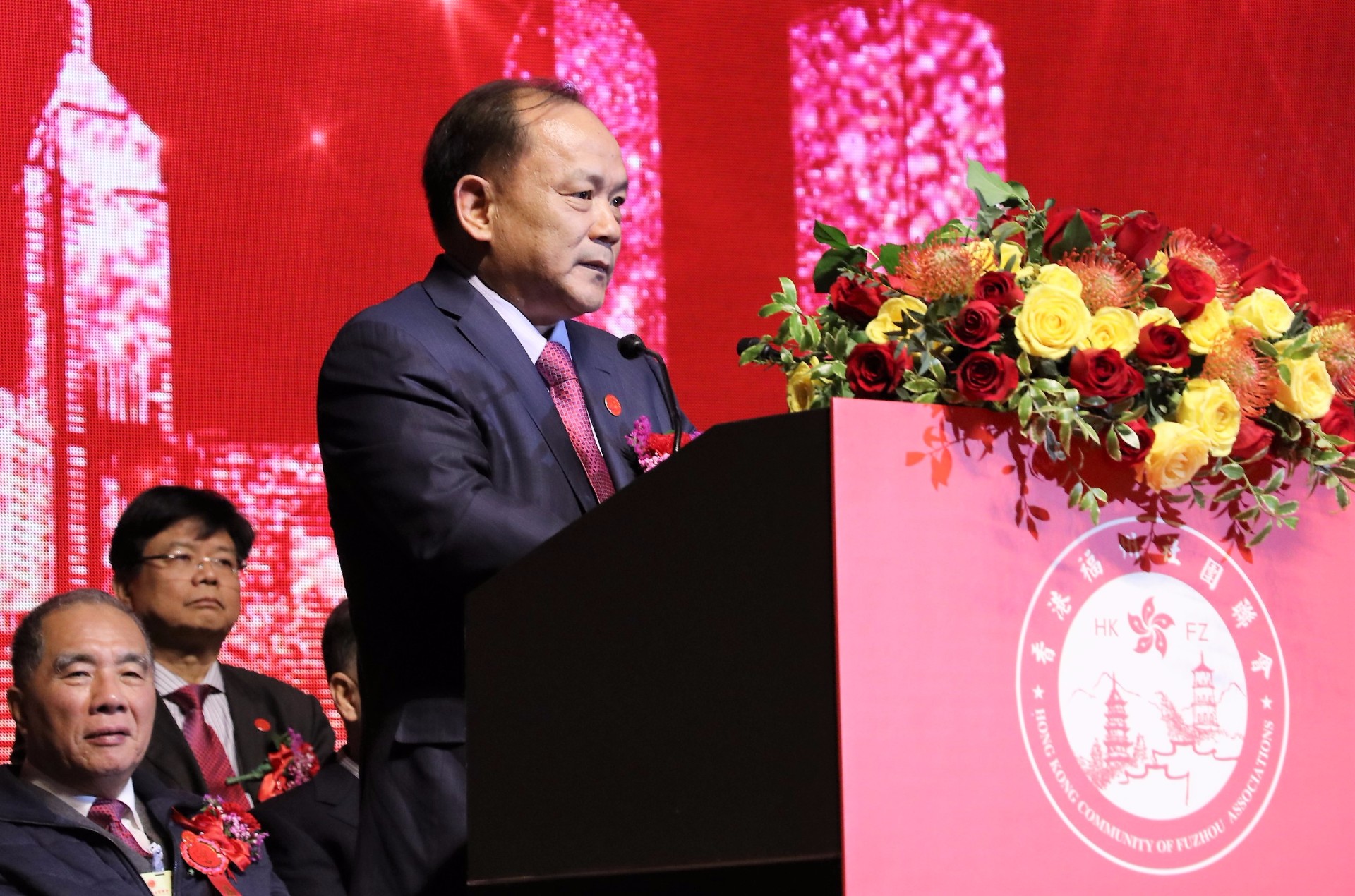 嫩叶草满18点此进