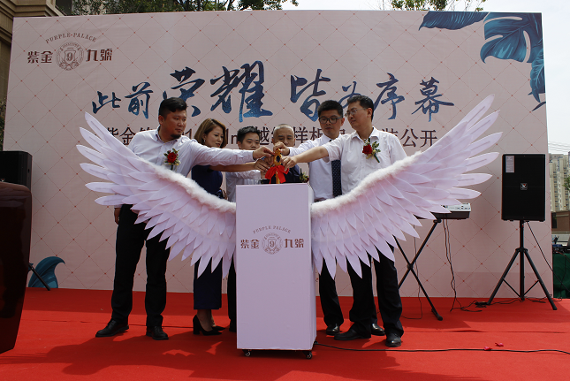 嫩叶草满18点此进