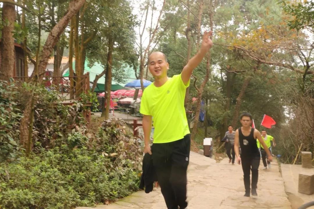 嫩叶草满18点此进