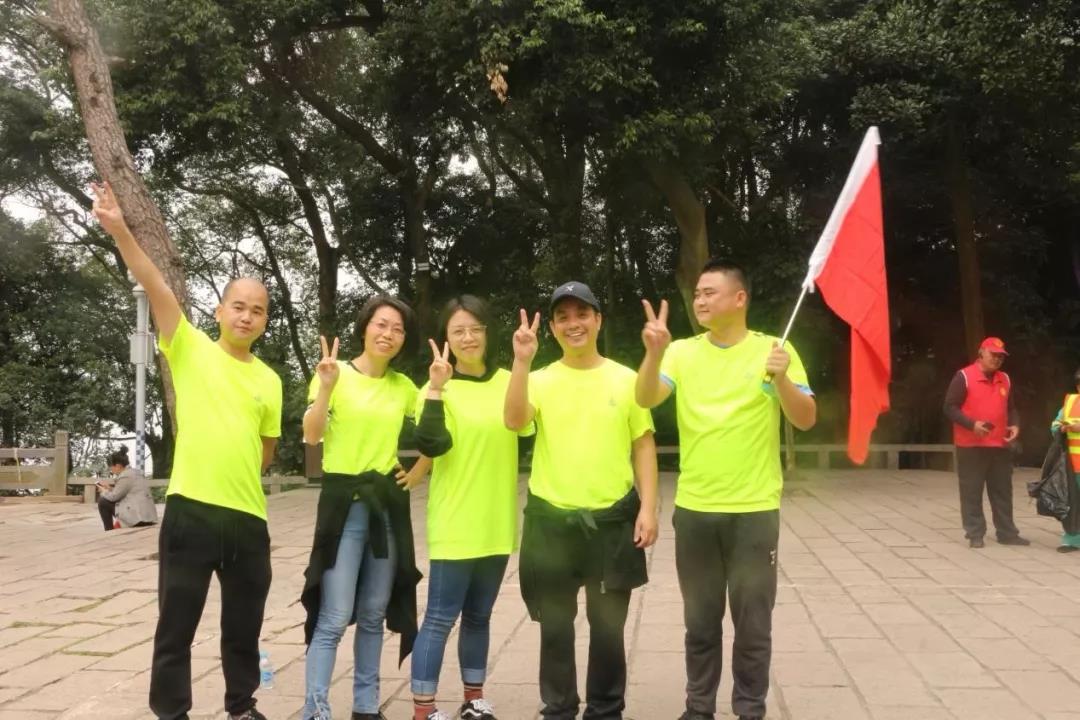 嫩叶草满18点此进