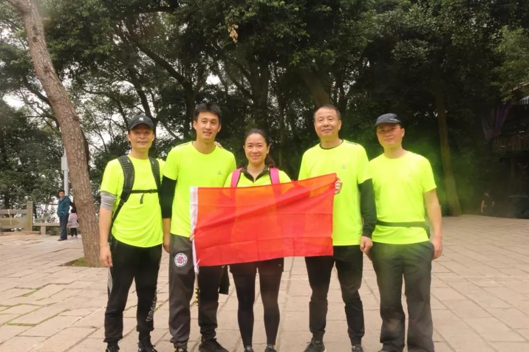 嫩叶草满18点此进