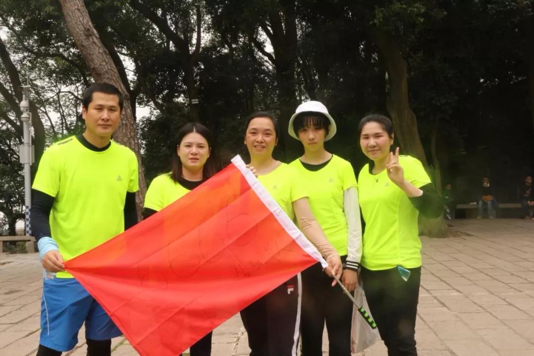 嫩叶草满18点此进