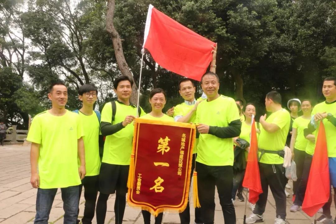 嫩叶草满18点此进