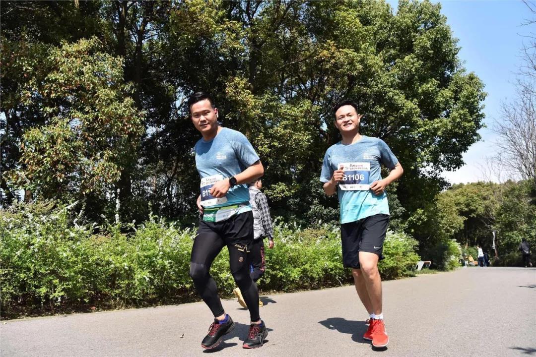 嫩叶草满18点此进