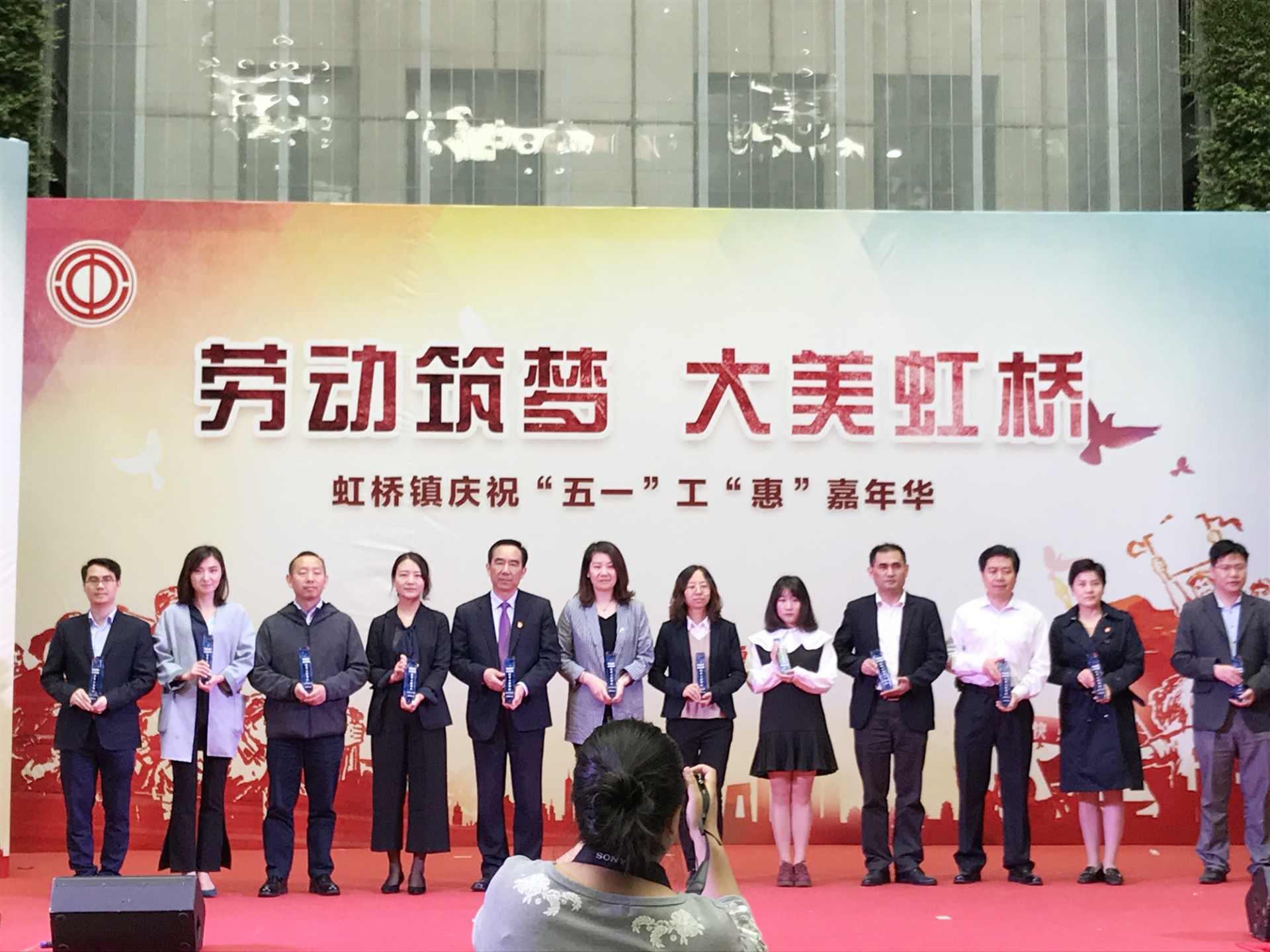 嫩叶草满18点此进