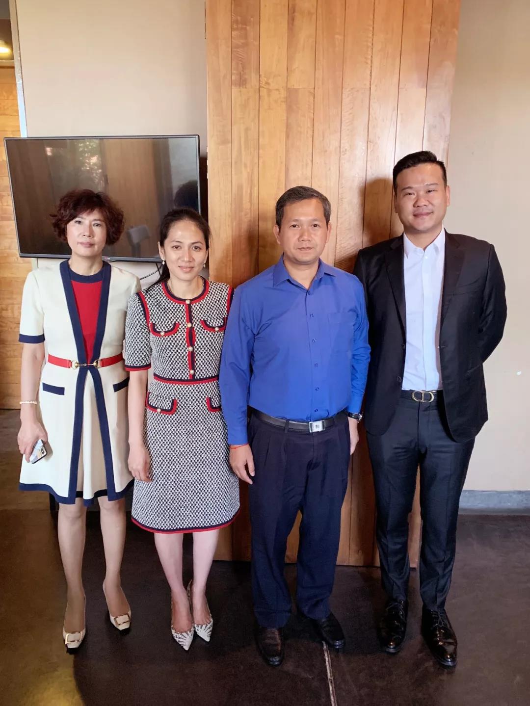 嫩叶草满18点此进