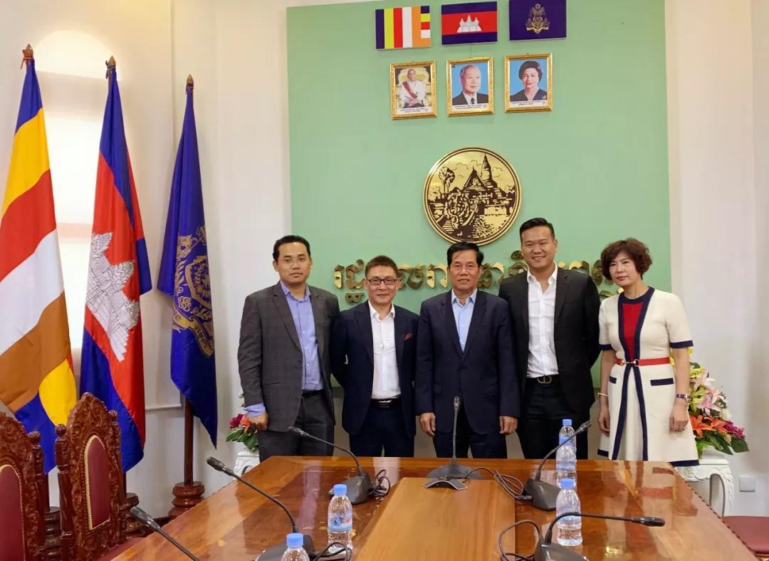 嫩叶草满18点此进