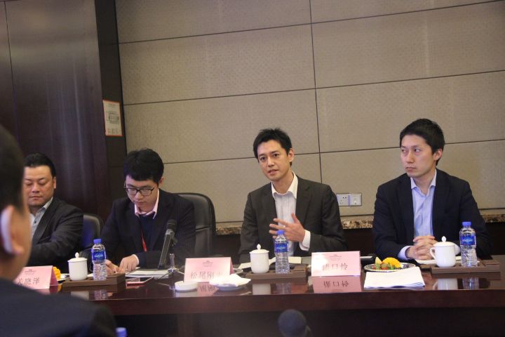 嫩叶草满18点此进