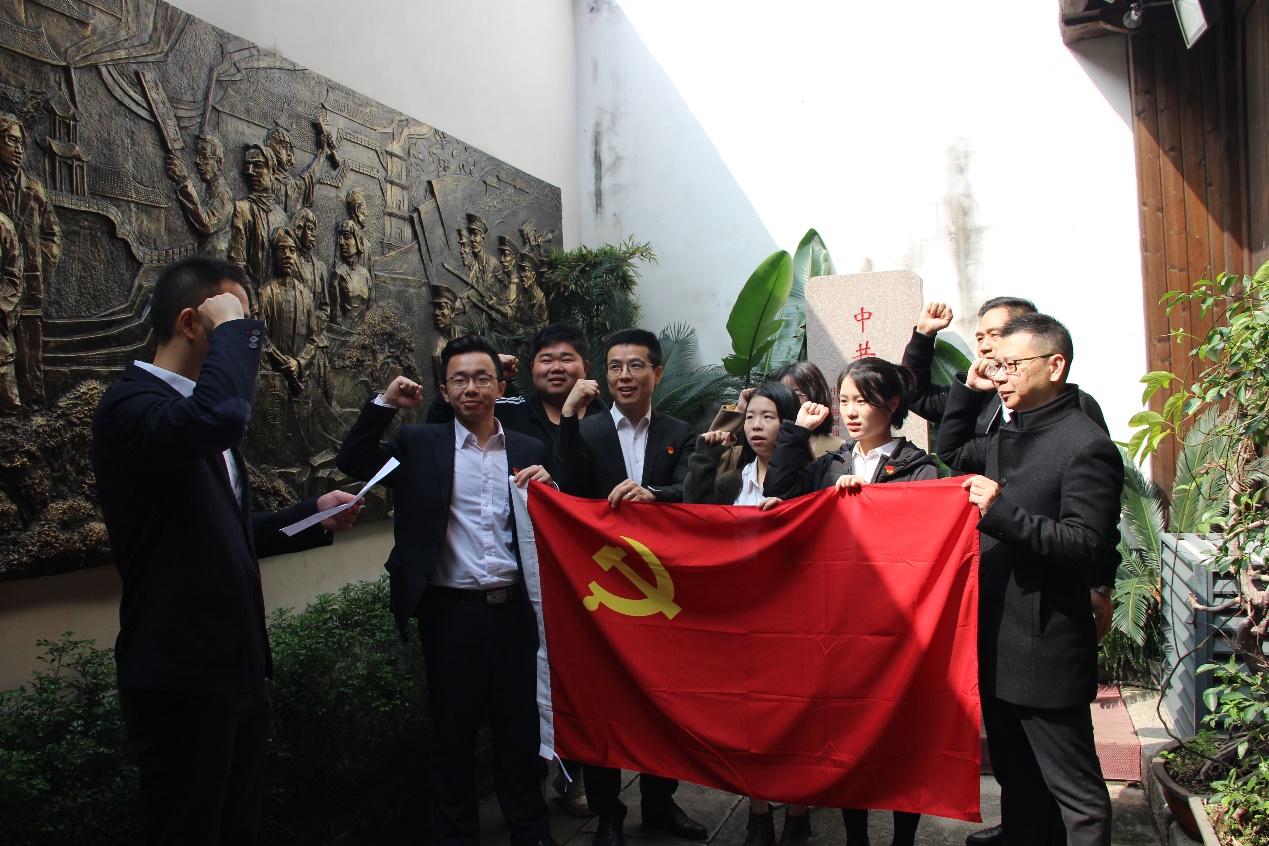 嫩叶草满18点此进