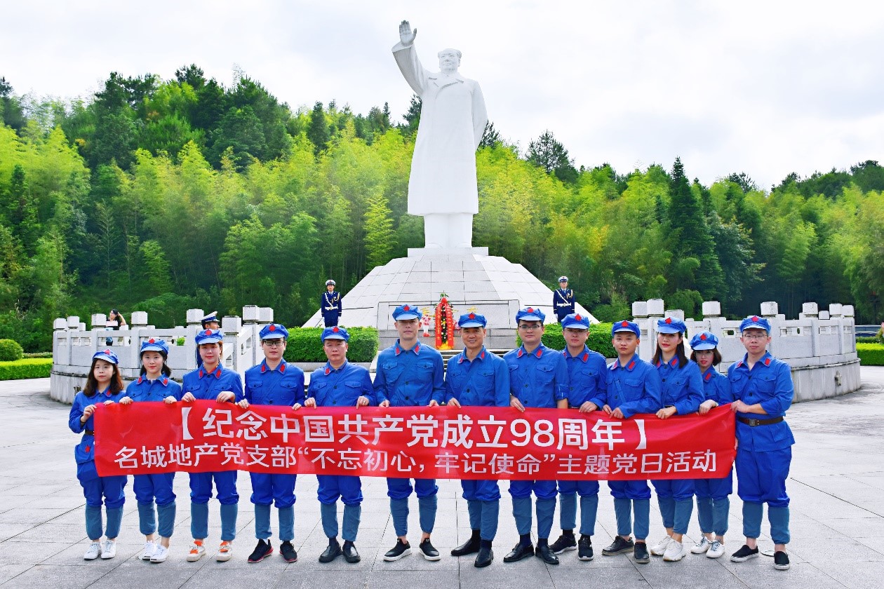 嫩叶草满18点此进