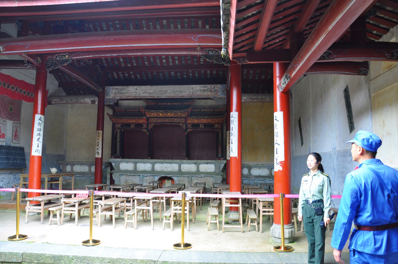 嫩叶草满18点此进