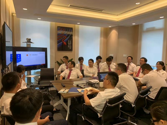 嫩叶草满18点此进