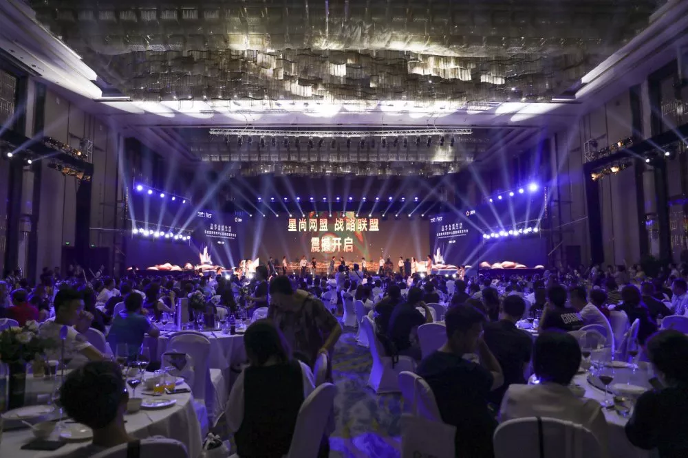 嫩叶草满18点此进