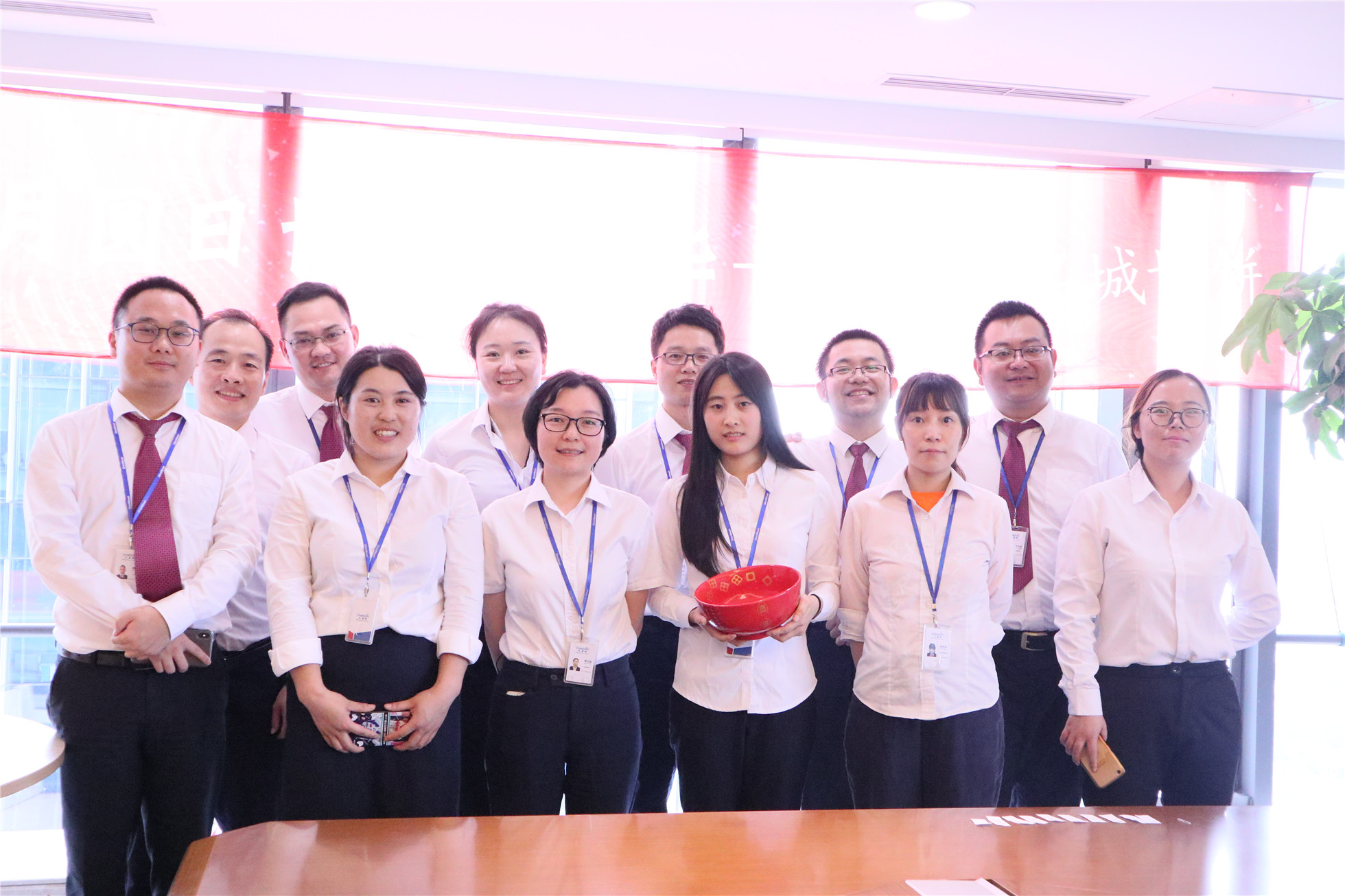 嫩叶草满18点此进