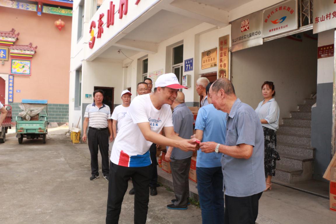 嫩叶草满18点此进