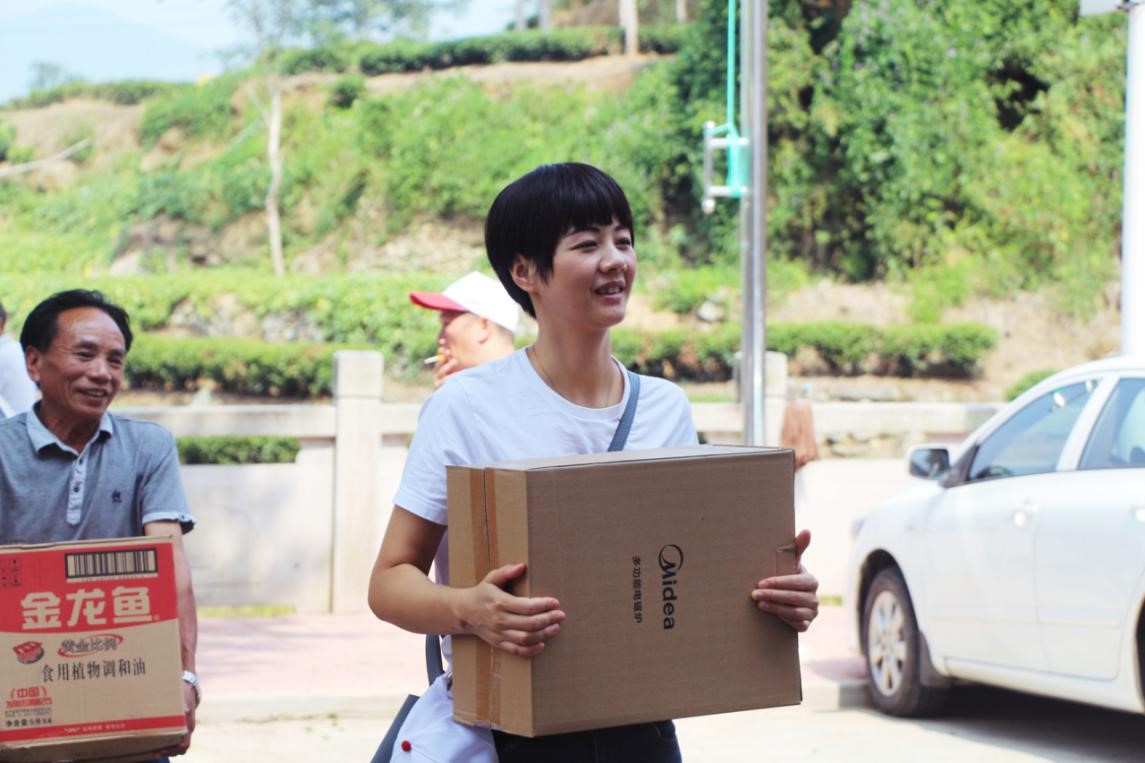 嫩叶草满18点此进