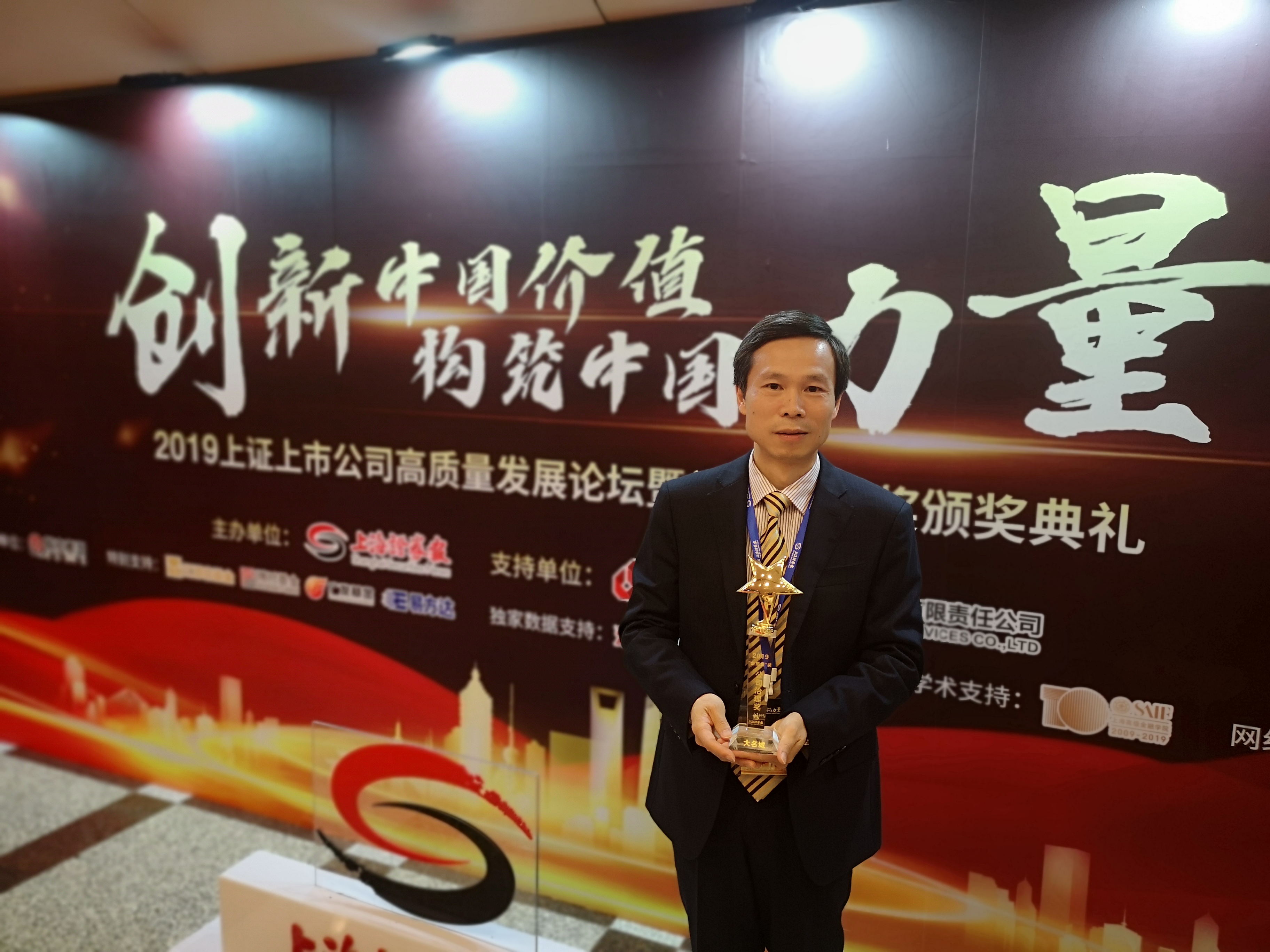 嫩叶草满18点此进