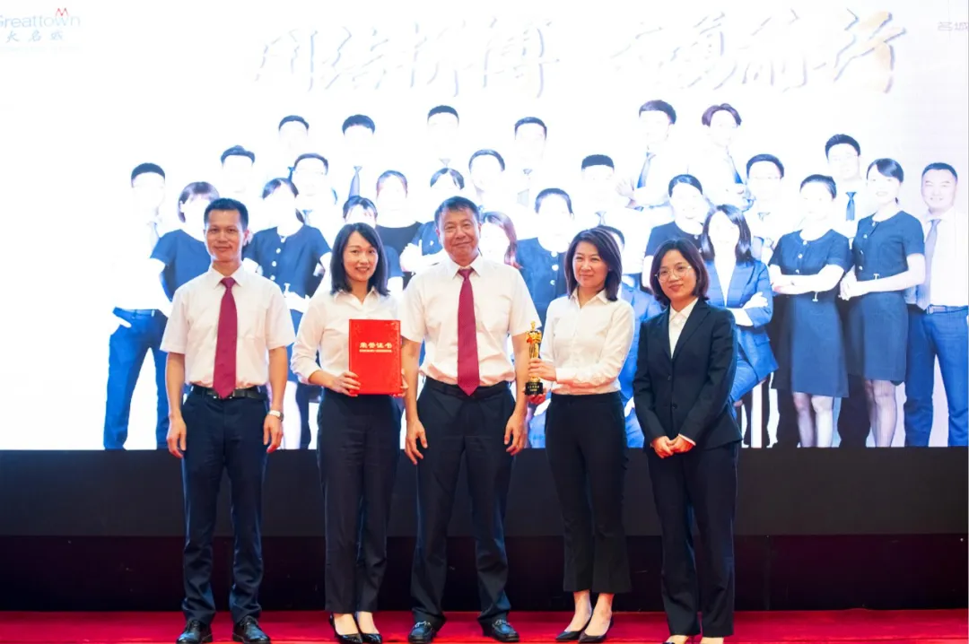 嫩叶草满18点此进