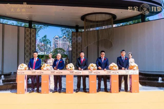 嫩叶草满18点此进