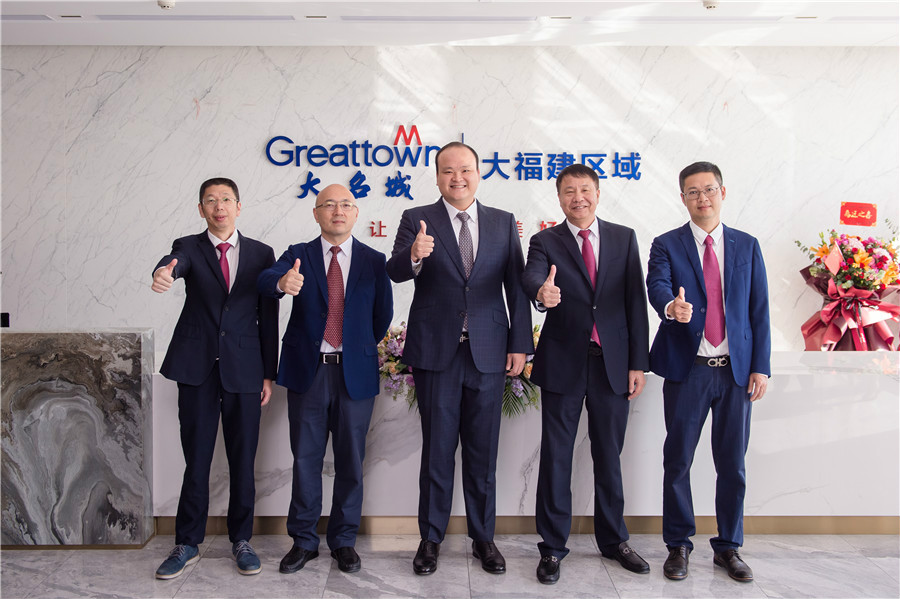 嫩叶草满18点此进