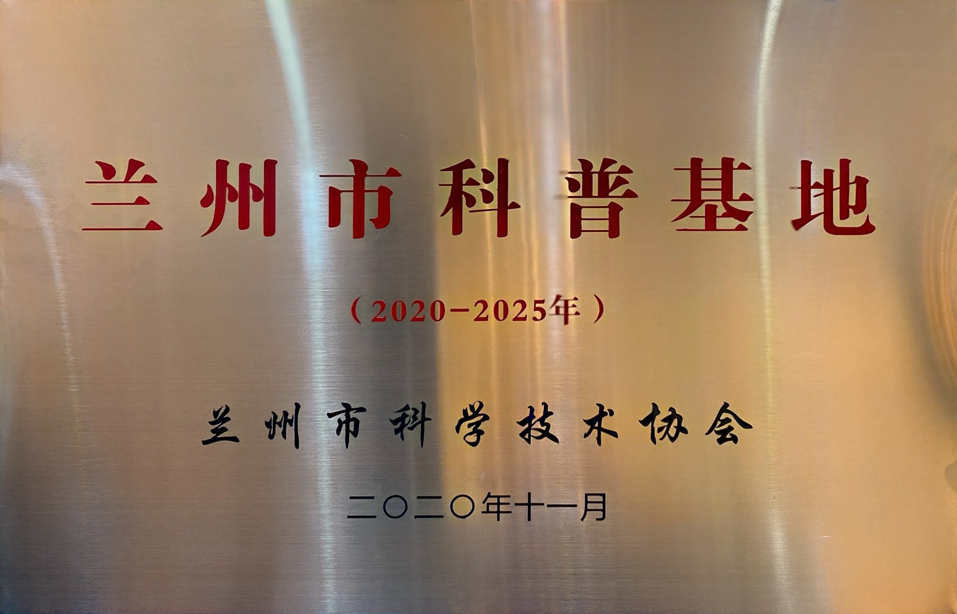 嫩叶草满18点此进