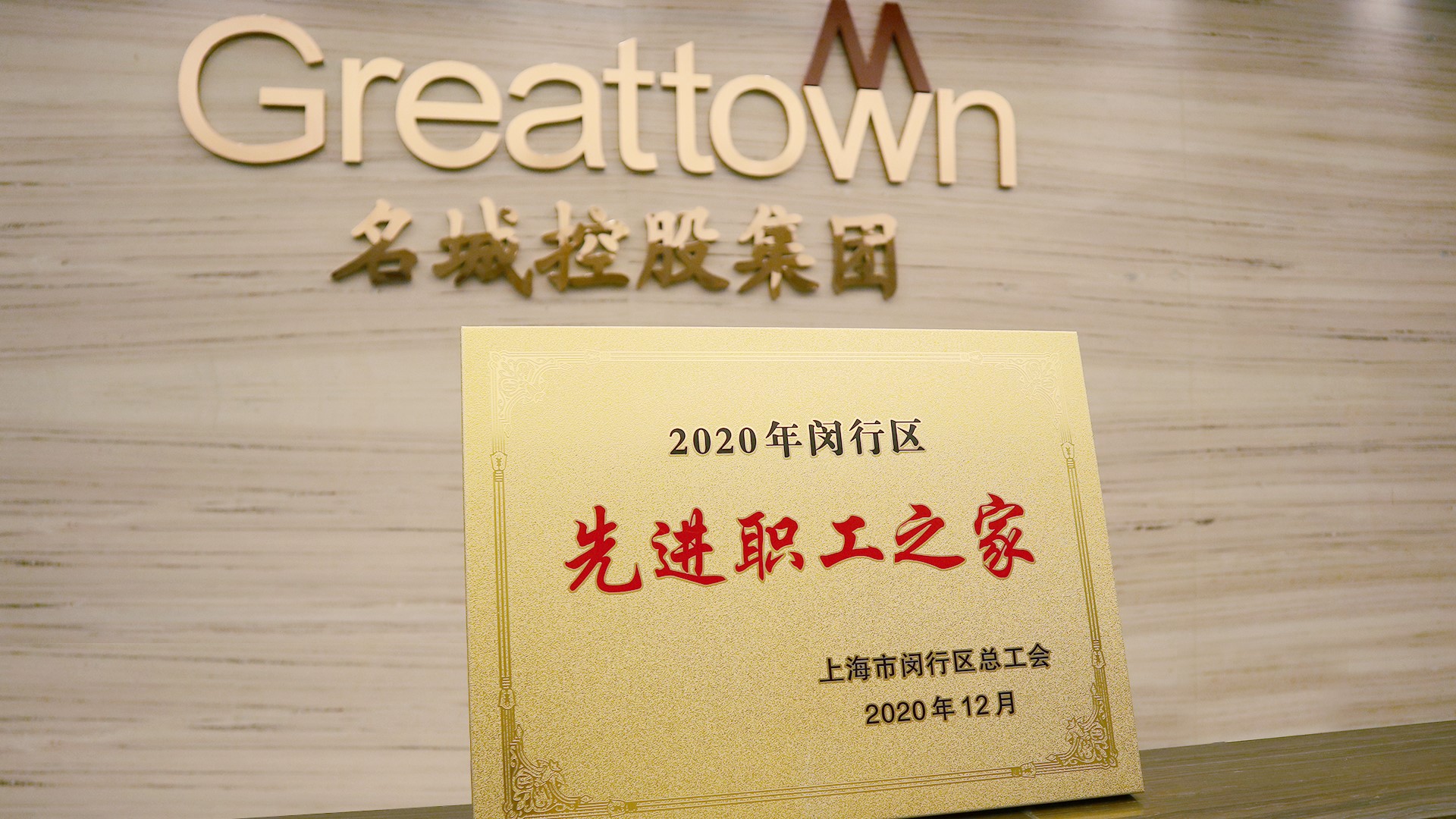 嫩叶草满18点此进