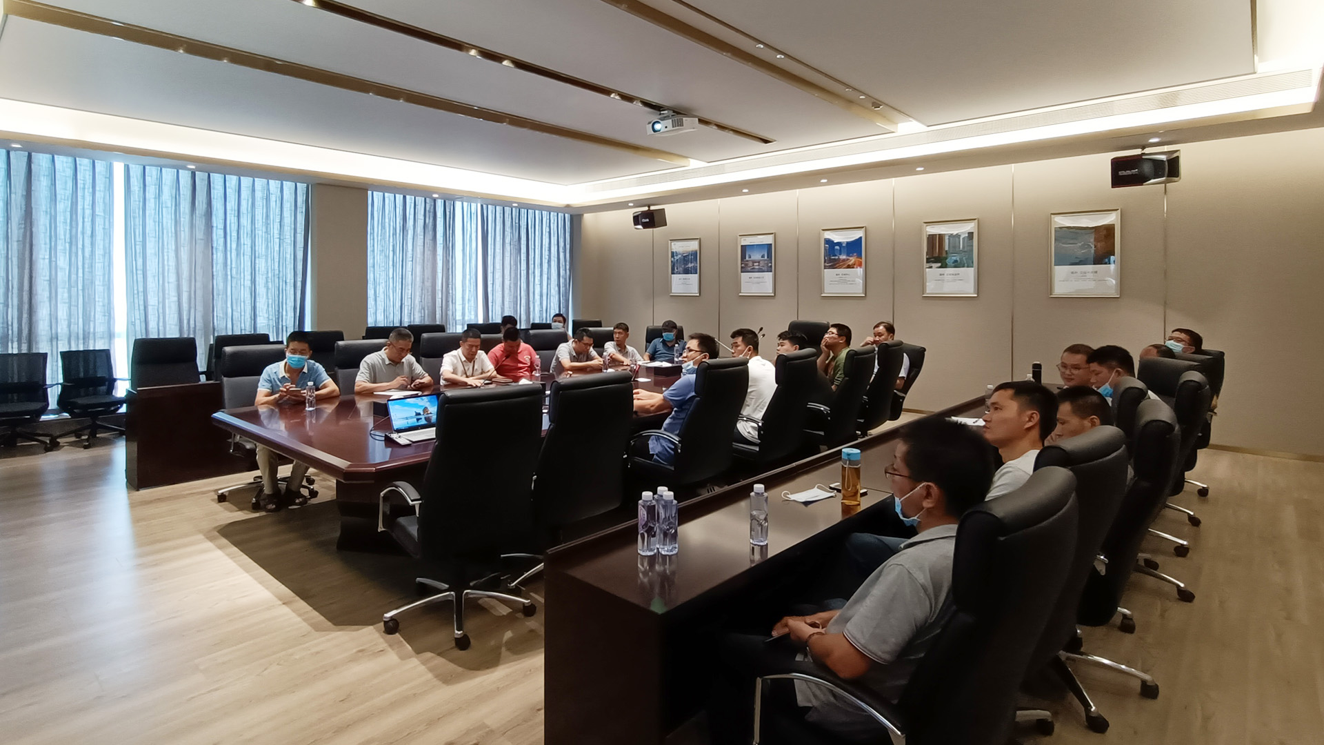 嫩叶草满18点此进