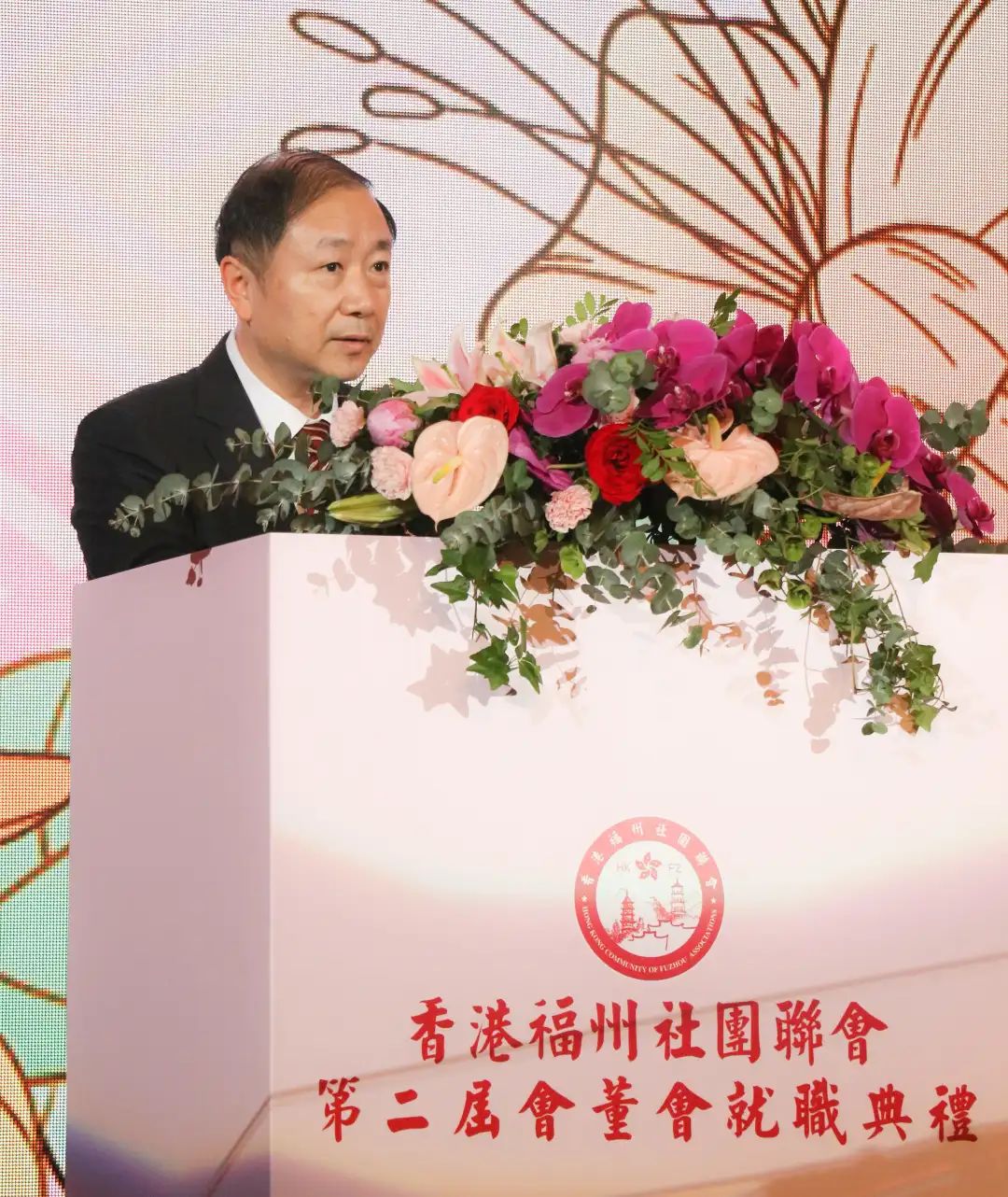 嫩叶草满18点此进