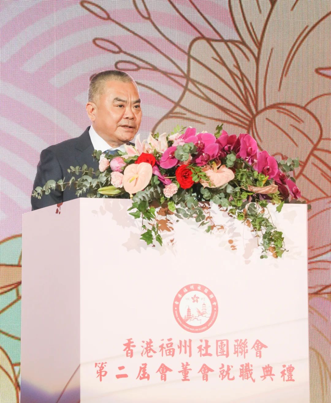 嫩叶草满18点此进