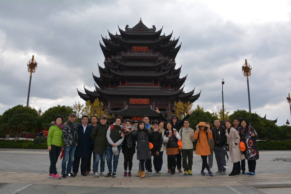 嫩叶草满18点此进