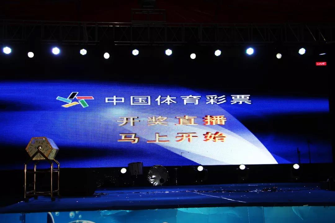 嫩叶草满18点此进